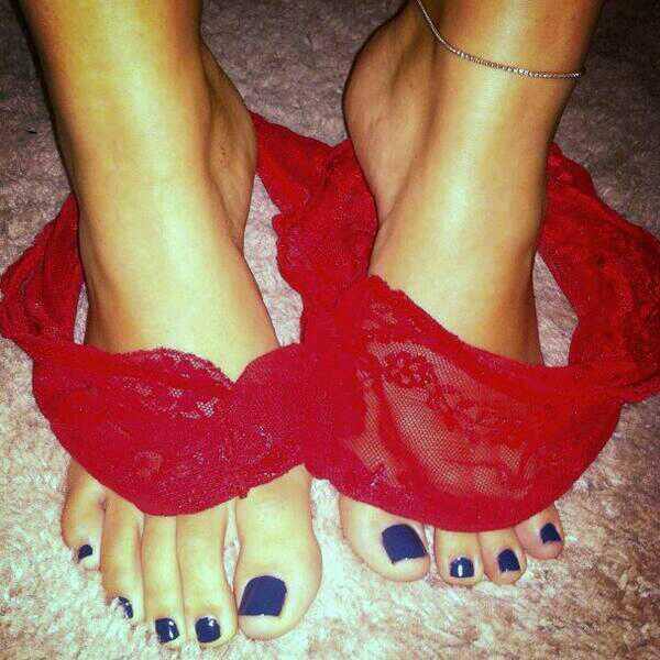 Hermosos pies de mujer!!!!!