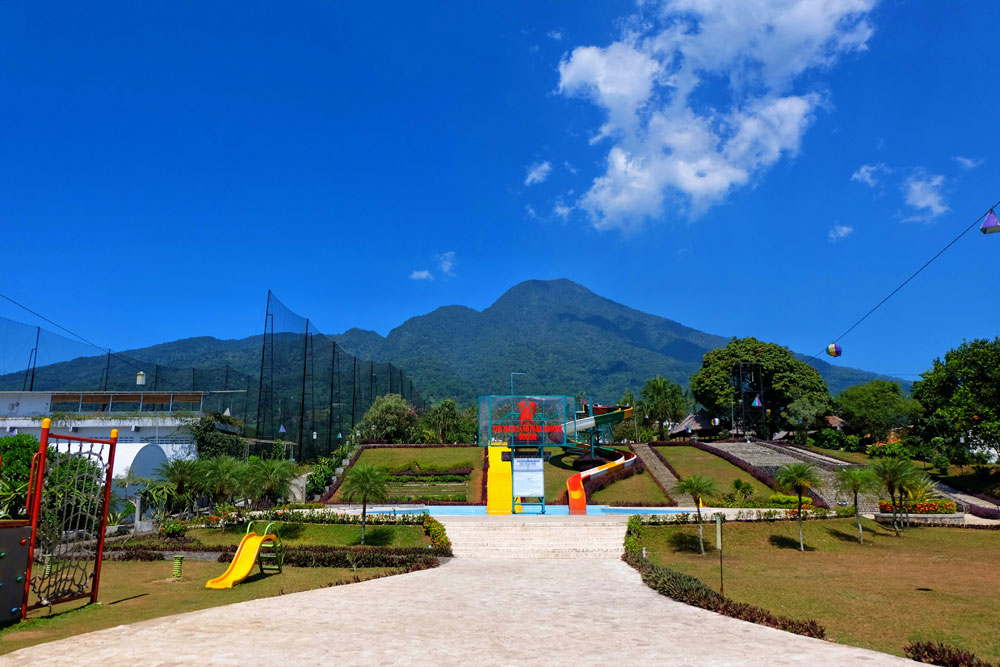 Wisata Bogor: The Highland Park Resort Hotel, Camping Ala Suku Apache dan Mongolia
