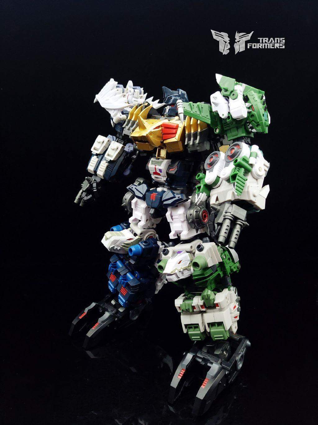 [FansProject] Produit Tiers - Ryu-Oh aka Dinoking (Victory) | Beastructor aka Monstructor (USA) - Page 2 RJTbMyul