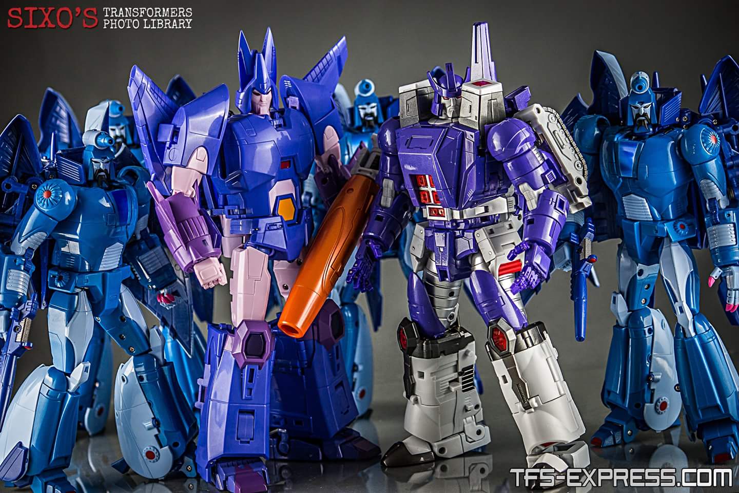 [Fanstoys] Produit Tiers - FT-16 Sovereign - aka Galvatron - Page 2 Aab0FpqV