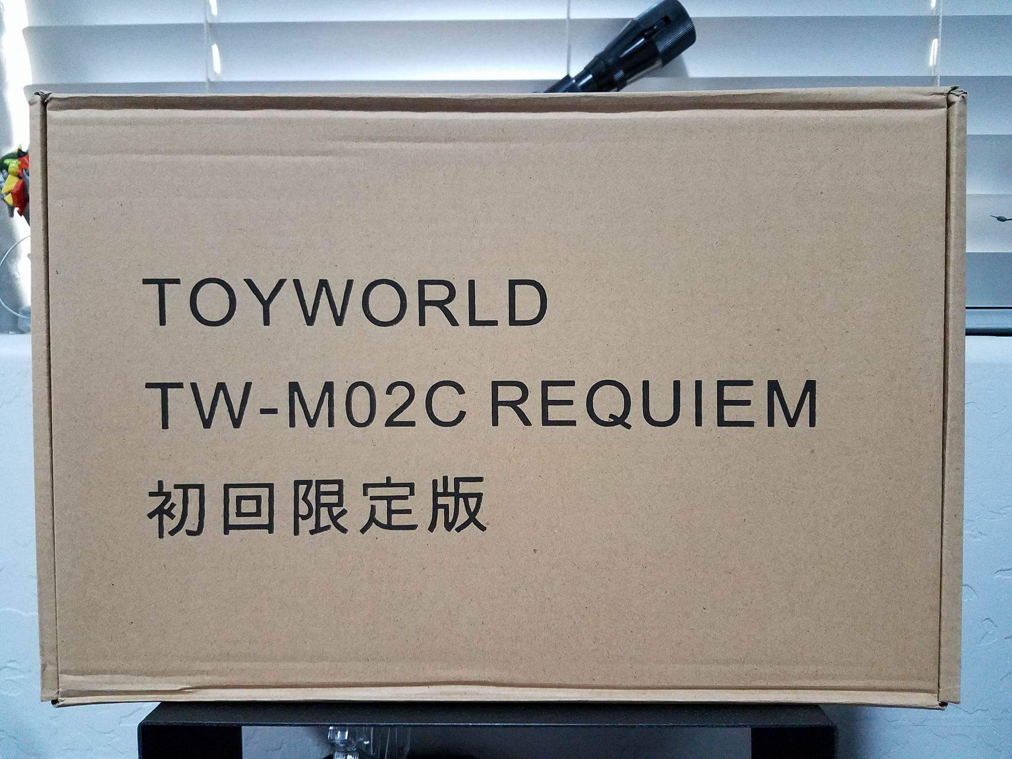 [ToyWorld] Produit Tiers - TW-M02A Combustor (Ramjet/Statoréacto), TW-M02B Assault (Thrust/Fatalo), TW-M02C Requiem (Dirge/Funébro) - Page 3 ErQG9yp1