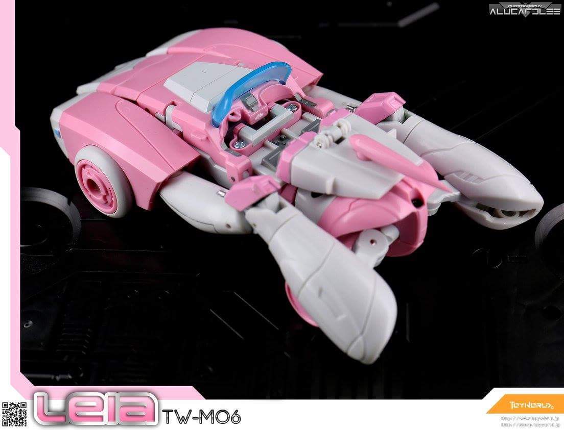 [Toyworld][Zeta Toys] Produit Tiers - Jouet TW-M06 Leia / Zeta-EX05 ArC aka Arcee/Arcie MKSxttBC